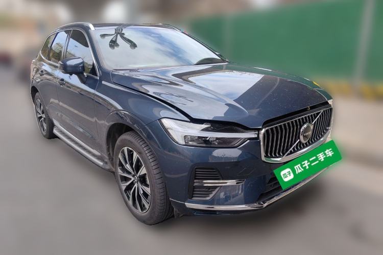 Used Volvo XC60 2023 B5 4x4 Smart Luxury Edition