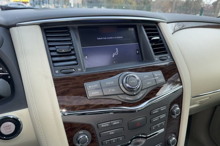 Used Nissan Patrol  Interior 3