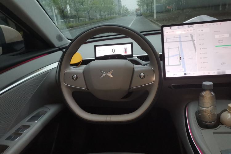 Used XPeng MONA M03 2024 620 with Ultra-Long Range Steering Wheel