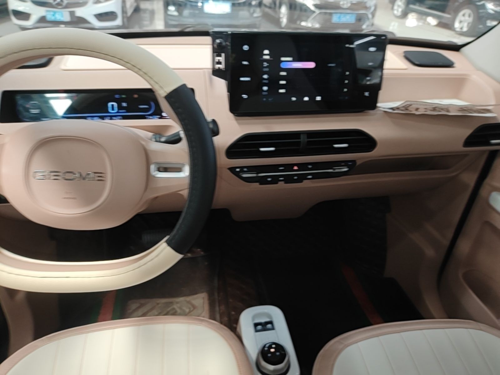 Geely Galaxy Panda 2023 Panda Mini 200km Endurance Bear — снимка 12