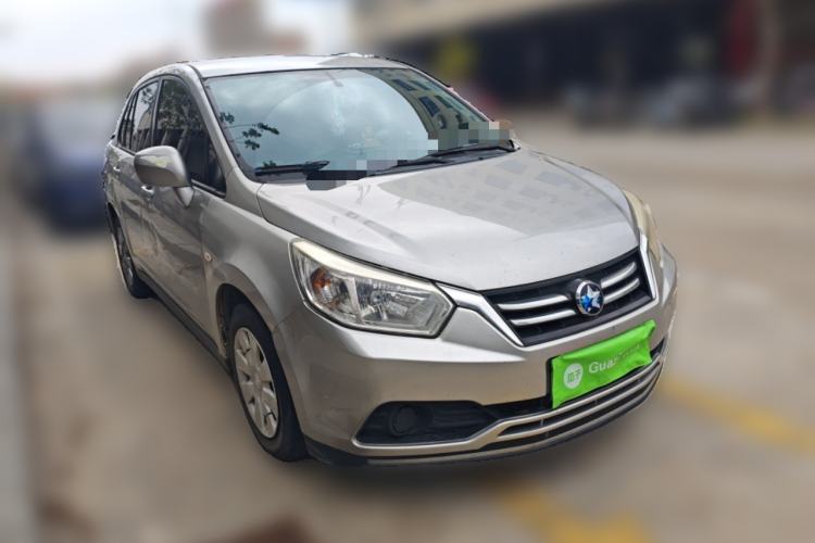 Used Venucia D50 2015 1.6L Automatic Fashion Edition
