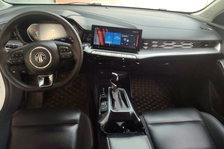 Used MG 5 2021 180 DVVT CVT Youth Luxury Edition
