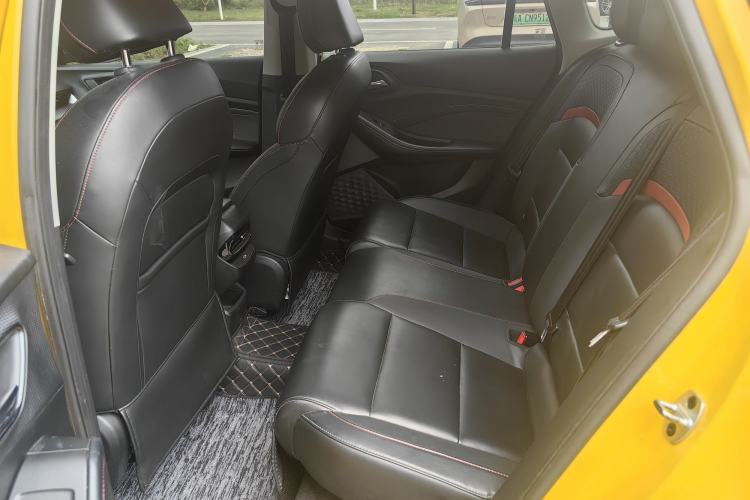 Used MG 5 2021 180 DVVT Manual Youth Luxury Edition