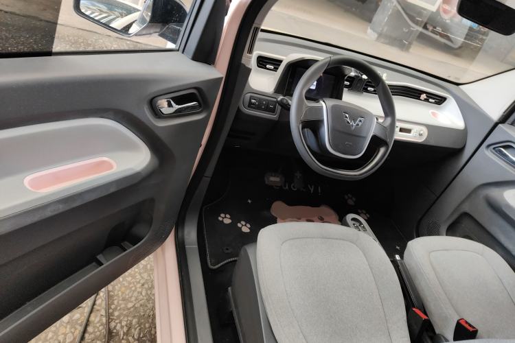 Used Wuling Hongguang MINIEV 2021 Macaron Premium Model – Lithium Iron Phosphate
