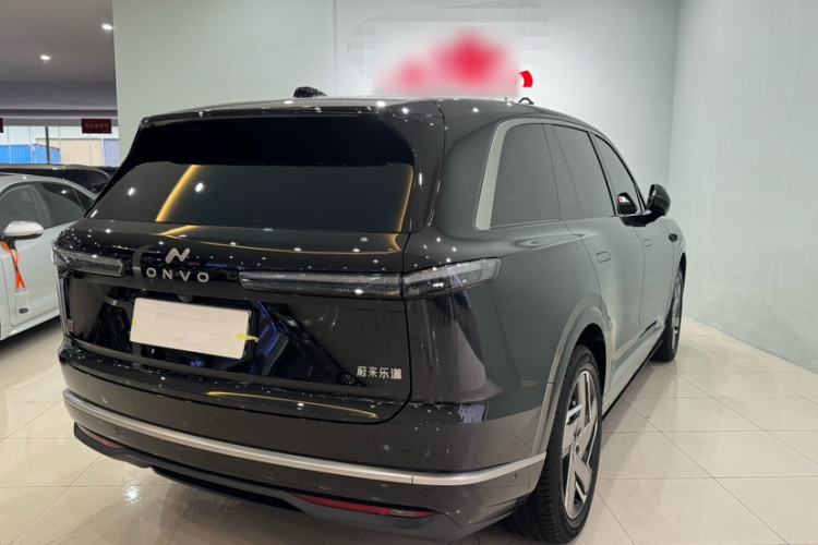 Used ONVO Luxeed L90 2025 Model—Ultra Six-Seater Version
