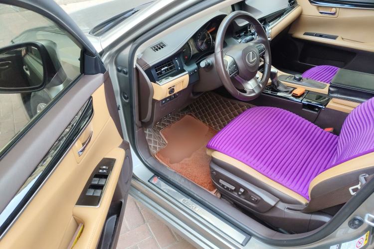 Used Lexus ES 2015 200 Comfort Edition Driver Seat