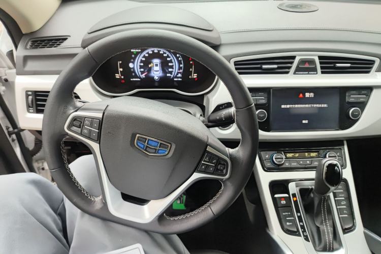 Used Geely Auto Emgrand X7 Sport 2018 1.8TD Automatic Two-Wheel Drive Smart Connect 4G Internet Edition