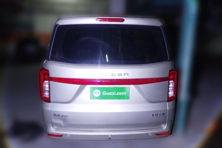 Used Dongfeng Fengon 380 2022 1.5L Comfort-Class Passenger Vehicle (Steel Spring) with 7 Seats