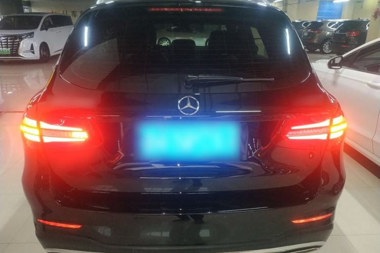 Used Mercedes-Benz GLC 2018 GLC 260 4MATIC Luxury Model
