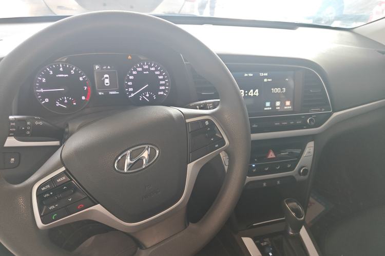 Used Hyundai Elantra (6th Generation / Lingdong) 2016 1.6L Automatic ZhiXuan – Elite Version