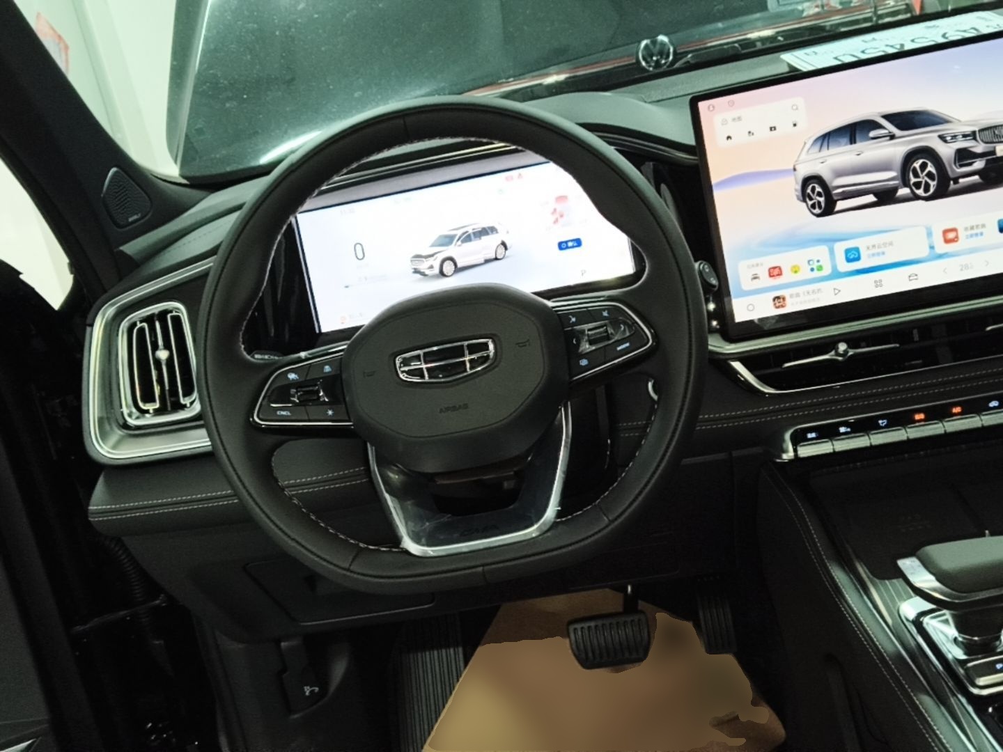 Geely Auto Monjaro L 2026 Model 2.0TD DCT Changfeng Yue Shan Edition — снимка 13