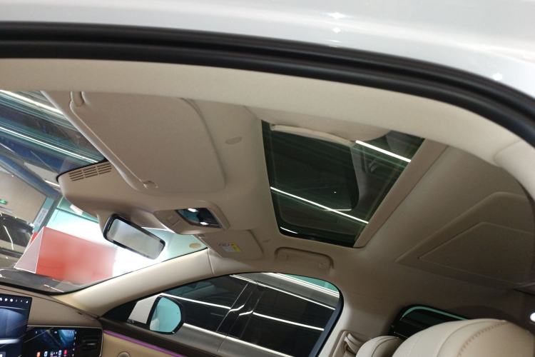 Used Hima AITO M7 2026 Model Range-Extending Max All-Wheel Drive 5-Seater Version Headliner