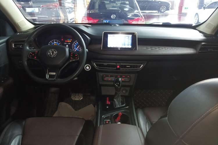 Used Dongfeng Fengon S560 2021 Revised 1.5T CVT Elite Version Center Console