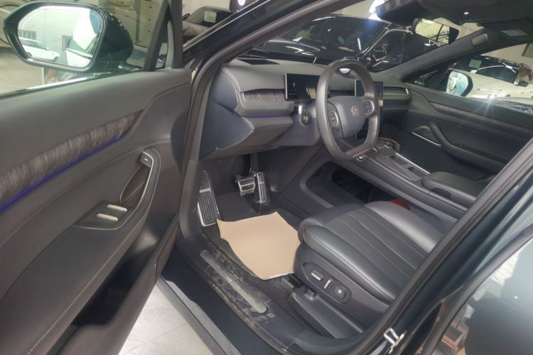 Used Nio ES8 2023 75 kWh