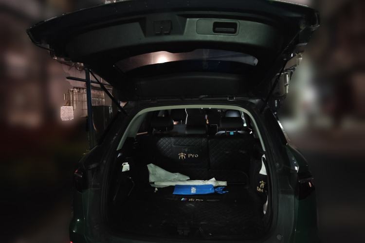 Used BYD Song Pro New Energy 2019 DM 1.5T Four-Wheel Drive Performance Edition Deluxe Model Trunk