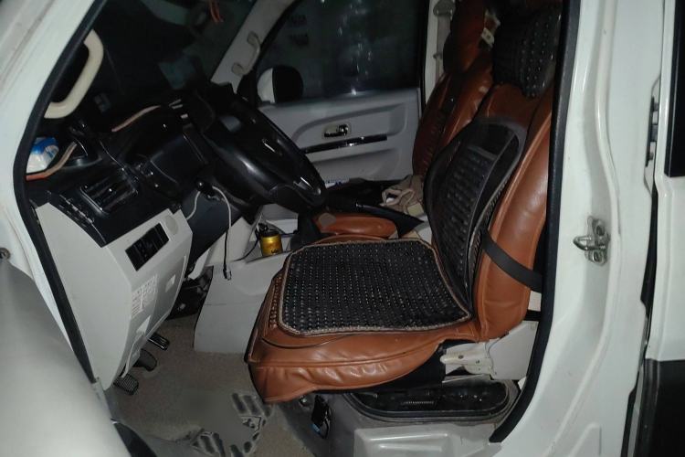 Used Jinbei New Hiace S 2018 1.5L Business Edition DLCG14 Left Front Seat