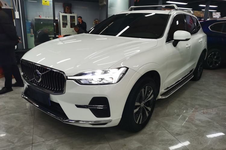 Used Volvo XC60 2023 B5 4x4 Smart Luxury Edition