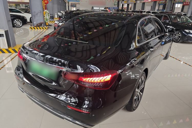 Used Mercedes-Benz E-Class New Energy 2023 E 350 e L Plug-in Hybrid Sedan
