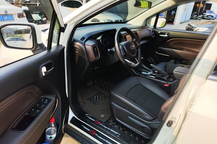 Used GAC Trumpchi GS3 2019 235T Automatic Elite Edition Driver Seat