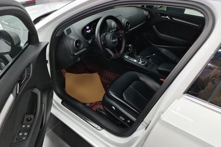 Used Audi A3 2019 Limousine 35 TFSI Ambition China V

