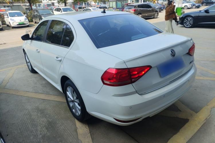 Used Volkswagen Lavida 2017 1.6L Automatic Comfort Edition
