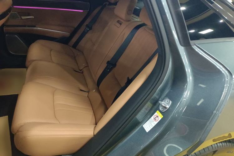 Used BYD Han L 2025 EV 701 km LiDAR Flagship Edition Left Rear Seat