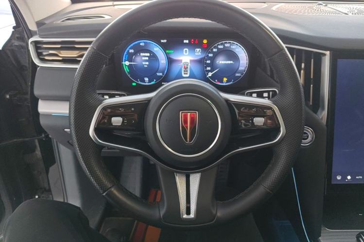 Used Hongqi HS7 PHEV 2024 2.0T PHEV Four-Wheel Drive Flagship Edition 6 Seats Steering Wheel