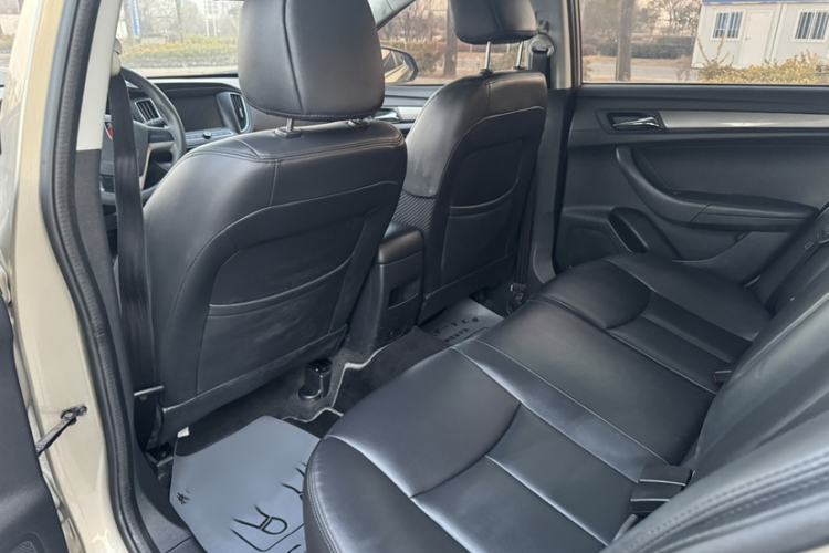 Used Roewe 360 2015 1.5L Manual Luxury Edition