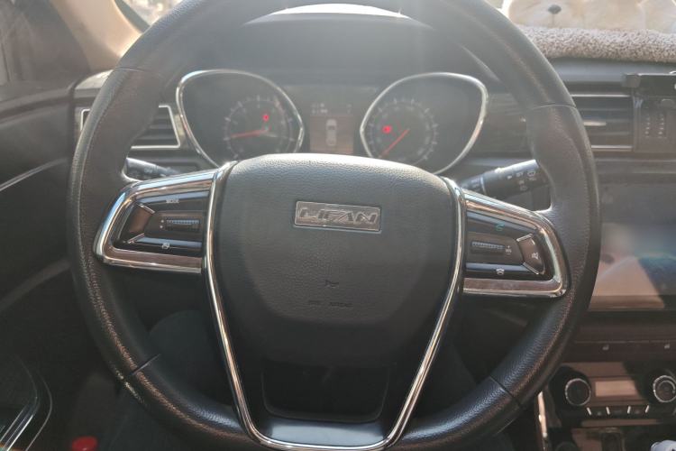 Used Lifan Auto Myway 2016 1.5L Manual Elite Version Steering Wheel