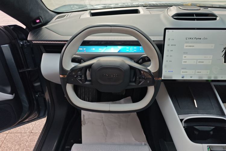 Used Lynk & Co Z10 2025 95 kWh 702 km All-Wheel Drive Intelligent Driving Ultra
