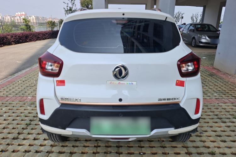 Used Dongfeng NAMMI BOX 2022 Chasing Wind Edition 331 km Standard Model
