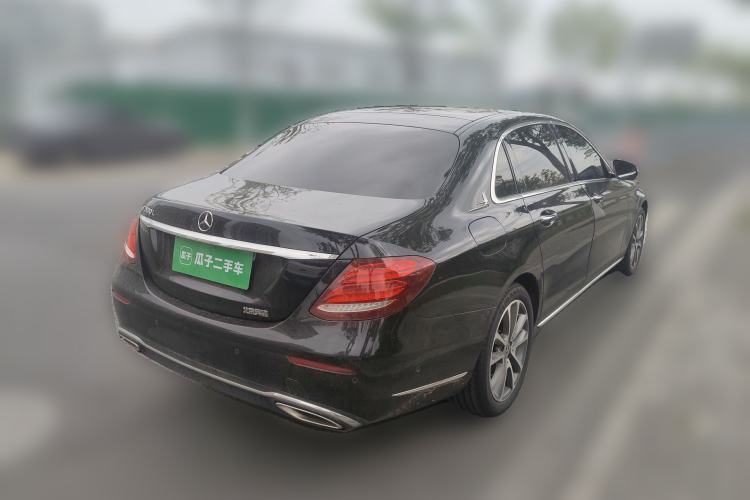 Used Mercedes-Benz E-Class 2018 Facelift E 300 L Luxury Edition