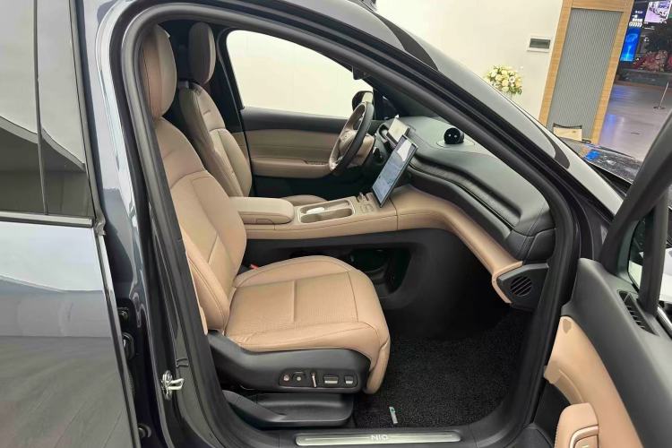 Used Nio ES6 2023 75 kWh
