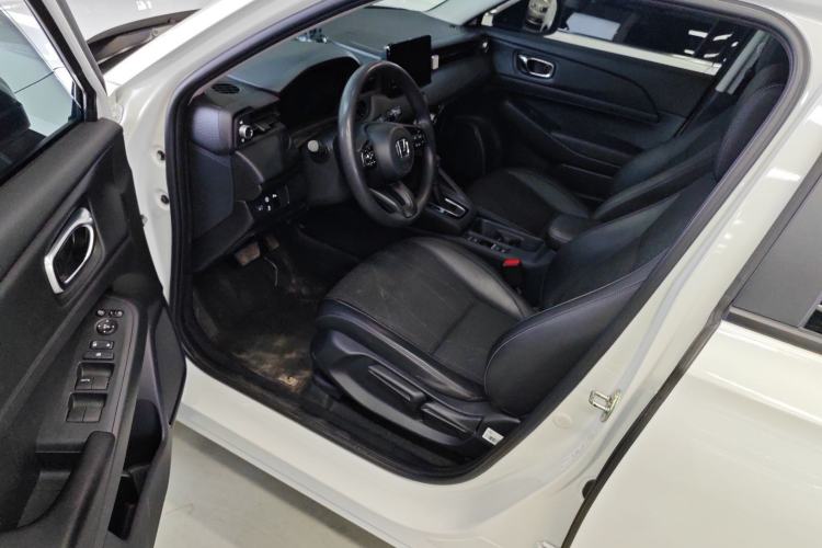 Used Honda Vezel 2023 1.5L CVT Pioneer Edition