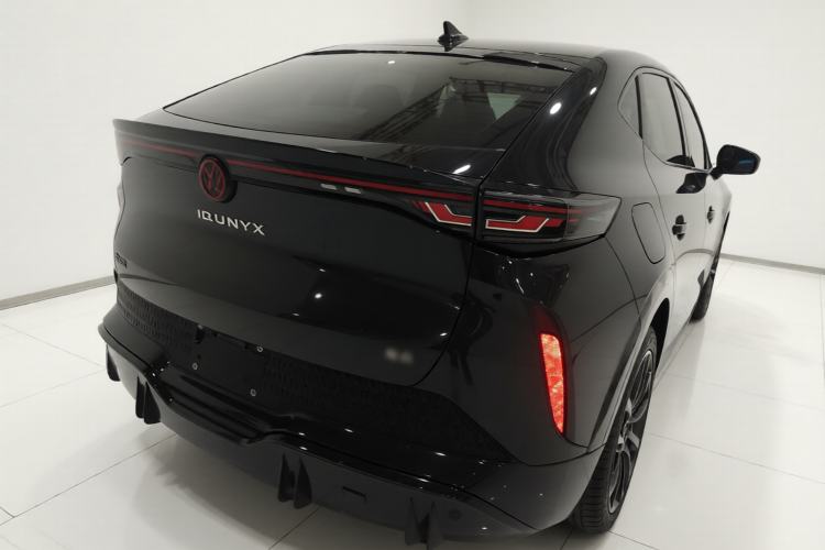 Used Volkswagen ID.UNYX 2024 Pro Long-Range Version