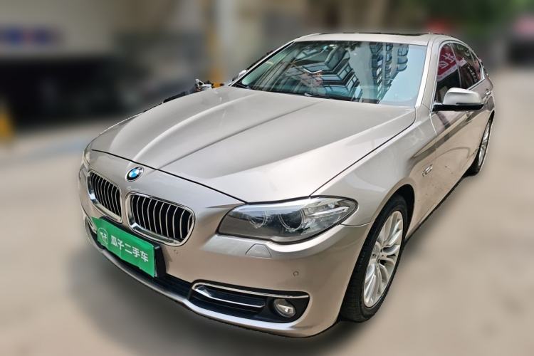 Used BMW 5 Series 2017 525Li Luxury Design Package Guazi used car, China used car export, Used car for sale, Used cars, Cheapest cars for sale