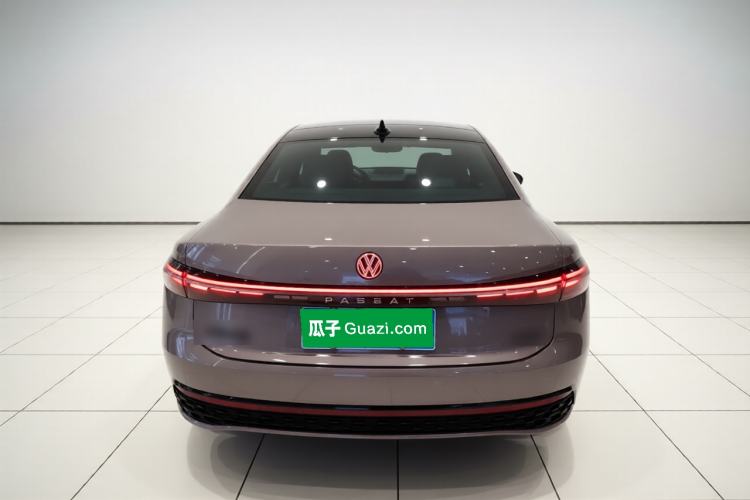 Used Volkswagen Passat 2025 Pro 380TSI Starry Dragon Luxury Edition
