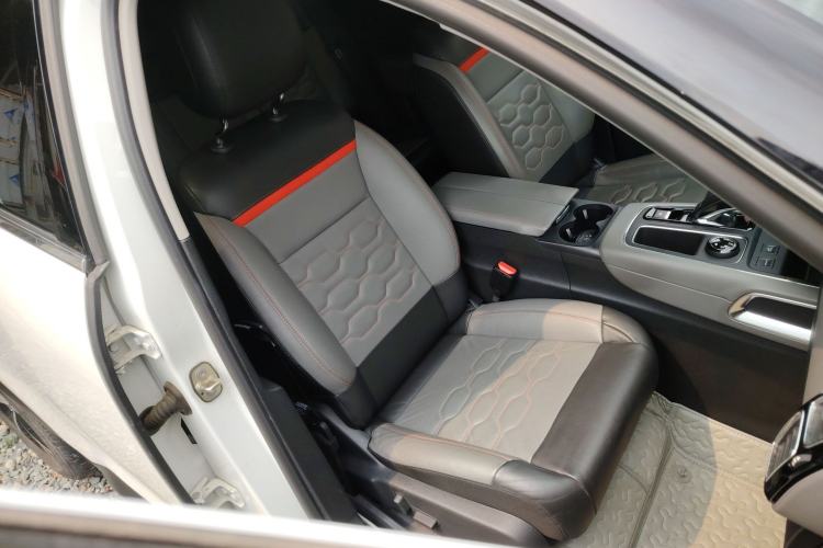 Used Citroen C5 AIRCROSS 2017 380THP Luxury Model Right Front Seat