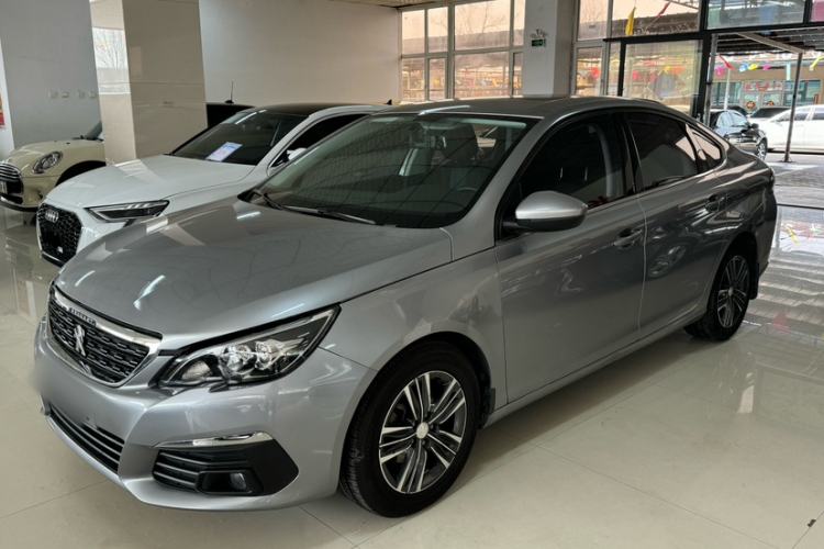 Used Peugeot 308 2018 1.6L Automatic Luxury Edition Exterior 5