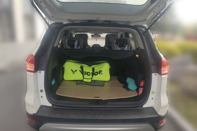 Used Ford Kuga 2013 1.6L GTDi Two-Wheel-Drive Trend Model