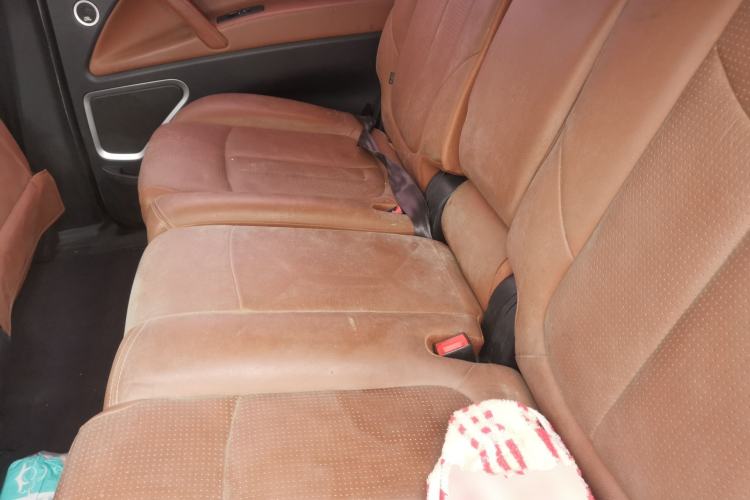 Used Luxgen Great 7 SUV 2011 2.2T Two-Wheel Drive Smart Version Left Rear Seat