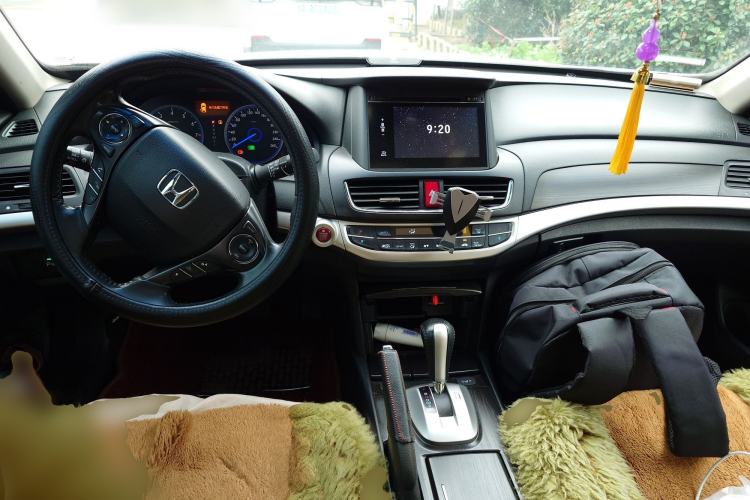 Used Honda Crosstour 2014 2.4L Luxury Edition
