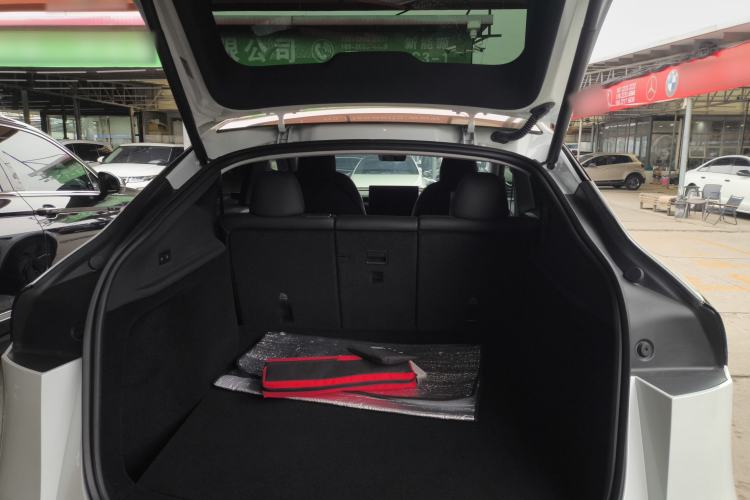 Used Tesla Model Y 2025 Long-Range All-Wheel Drive First Edition