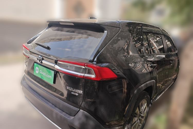 Used Toyota Wildlander 2022 2.0L CVT 4x4 Luxury PLUS Edition
