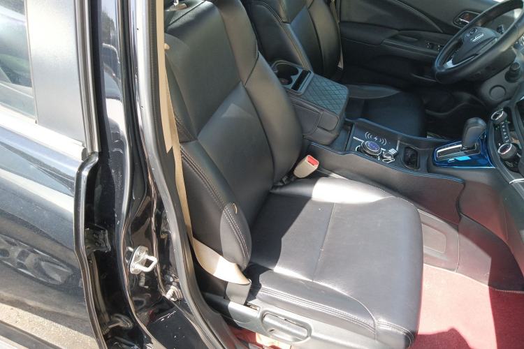 Used Honda CR-V 2015 2.0L two-wheel drive urban version