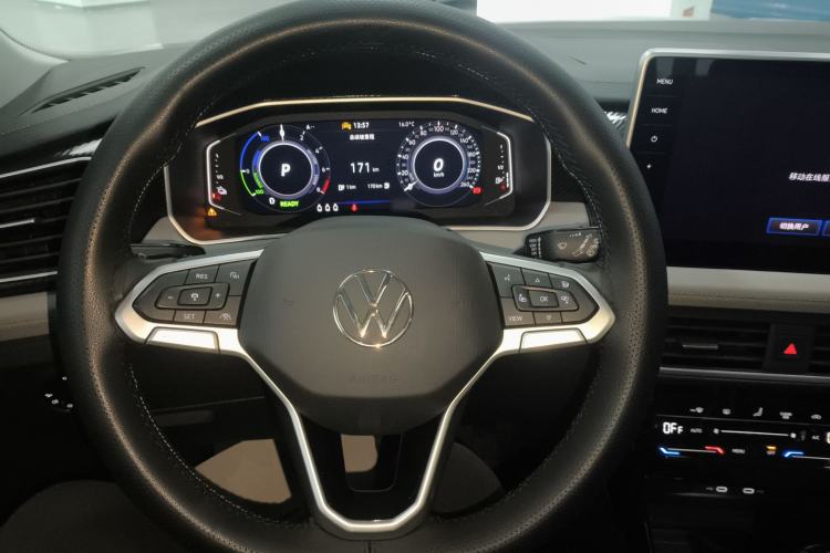 Used Volkswagen Tayron GTE Plug-in Hybrid 2023 280TSI Luxury Plus Advanced Edition