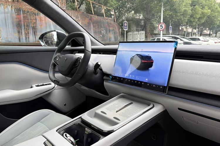 Used VOYAH COURAGE 2024 Long-Range Supercharge Edition