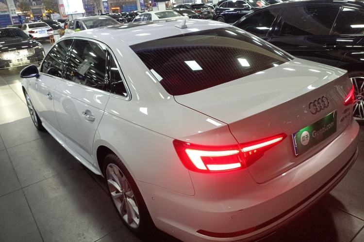 Used Audi A4L 2019 40 TFSI Fashion Version China V
