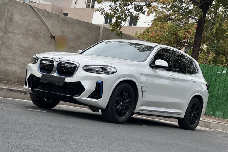 Used BMW iX3 2022 Leading Model