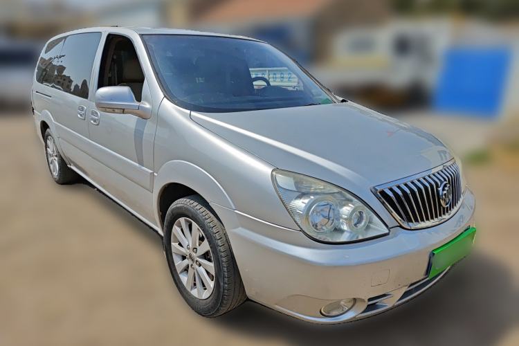 Used Buick GL8 2013 2.4L Executive Edition Front Right 45 Deg